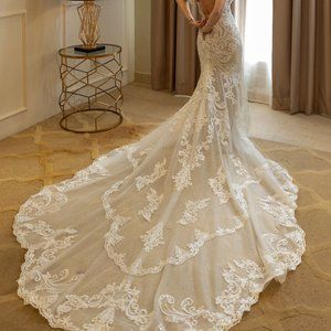 Essence of Australia Wedding Dress Size 2 D2771